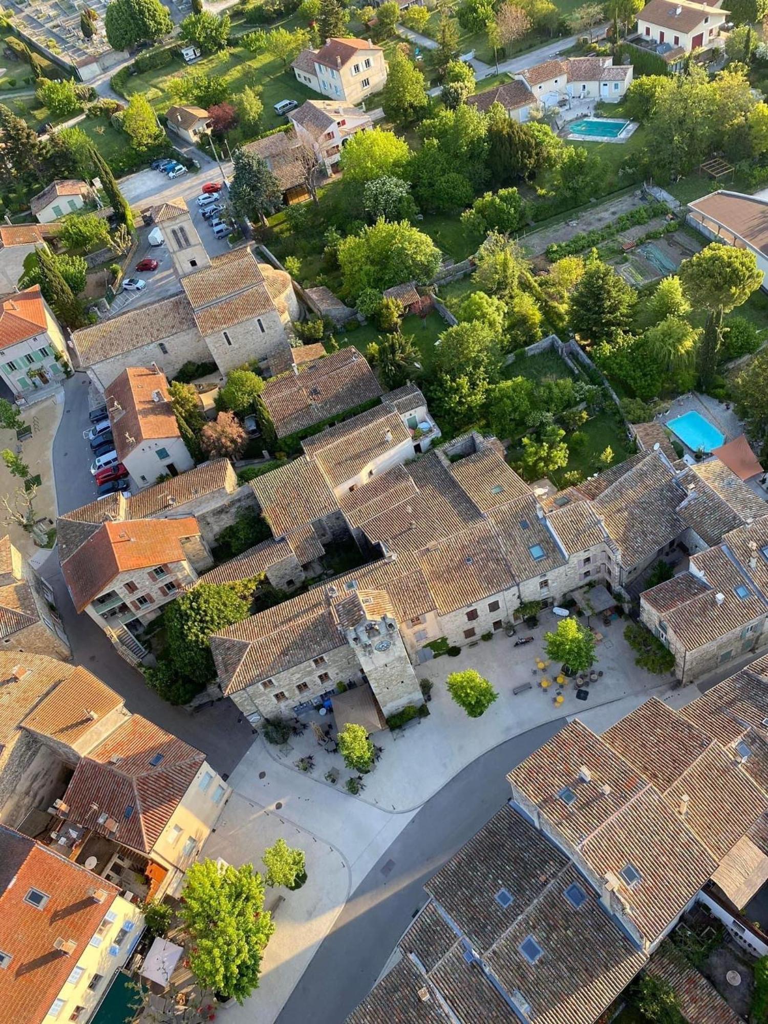 Les Appartements Du Saint Thiers, La Provence Dans Un Coin De La Drome Et L'Esprit D'Une Maison D'Hotes A Saou Esterno foto
