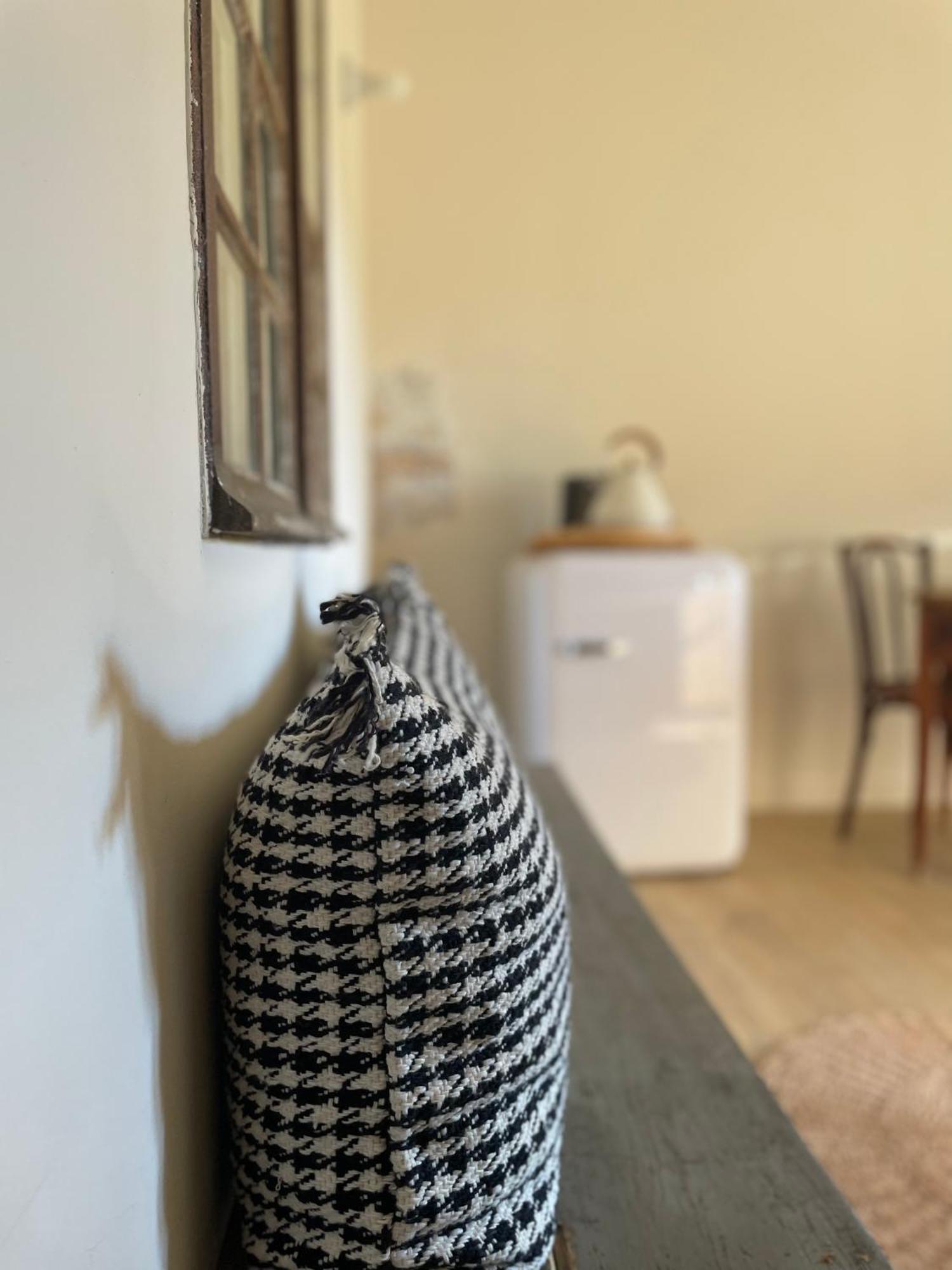 Les Appartements Du Saint Thiers, La Provence Dans Un Coin De La Drome Et L'Esprit D'Une Maison D'Hotes A Saou Esterno foto