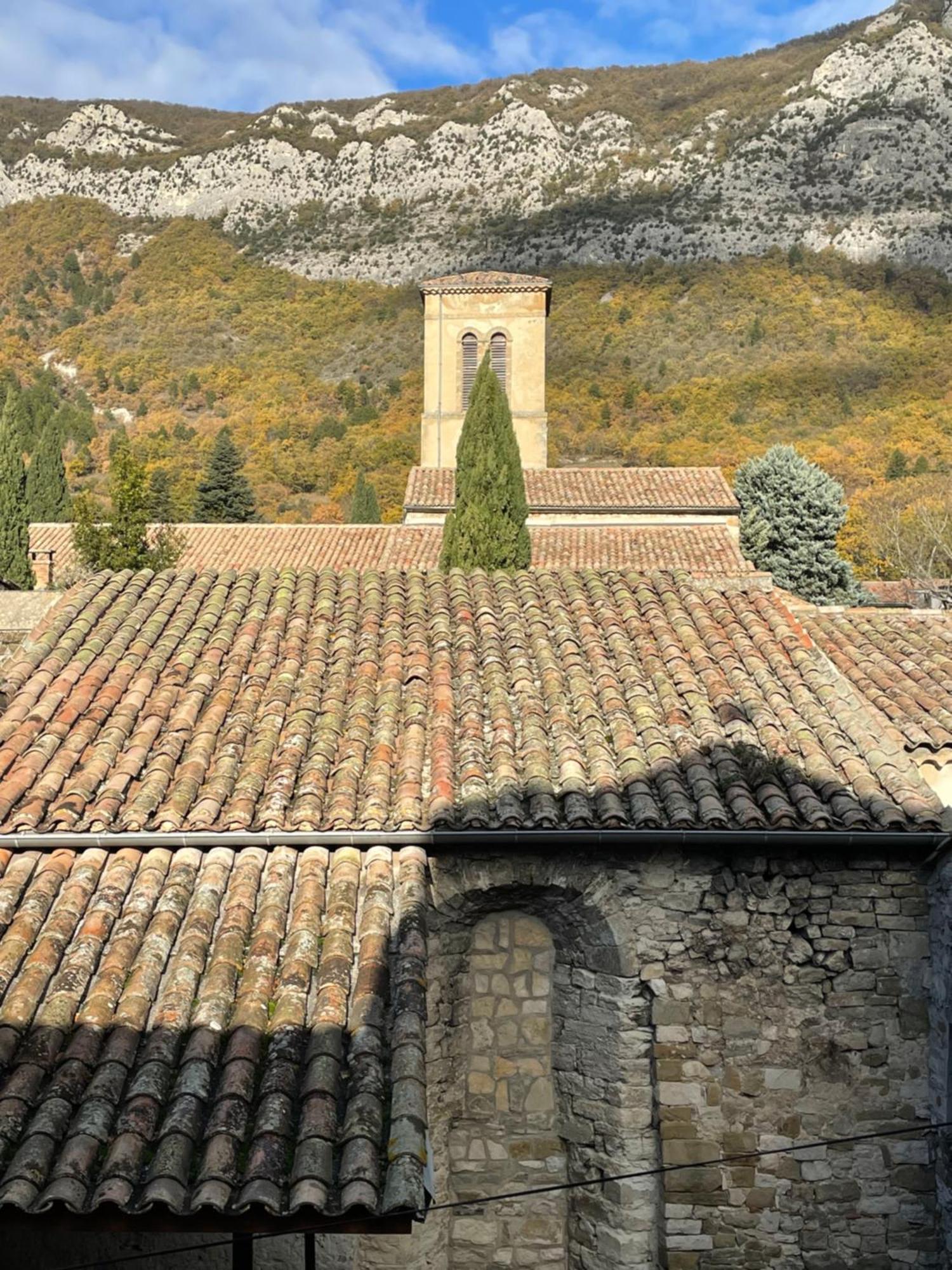 Les Appartements Du Saint Thiers, La Provence Dans Un Coin De La Drome Et L'Esprit D'Une Maison D'Hotes A Saou Esterno foto